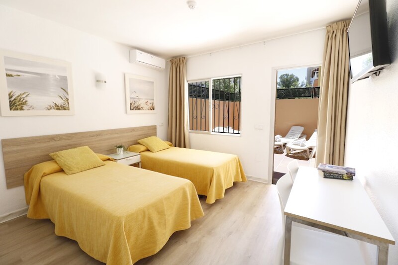 Naika Studios & Apartments 14