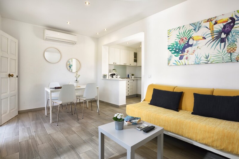 Naika Studios & Apartments 18