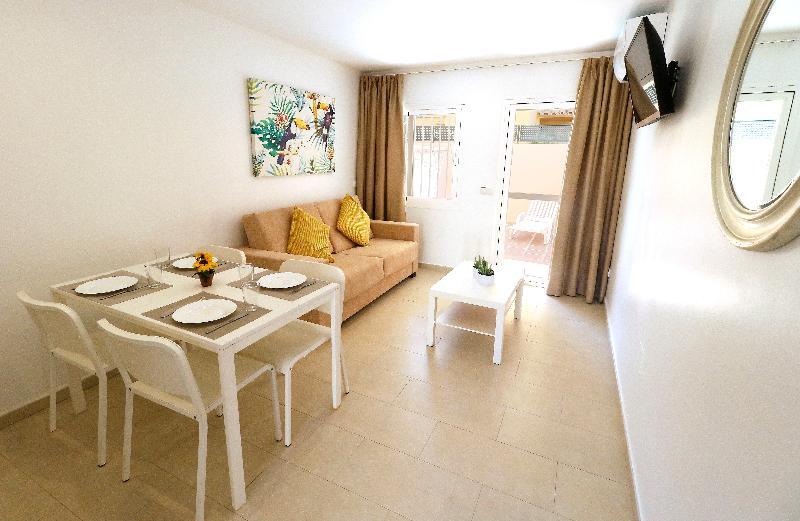 Naika Studios & Apartments 19