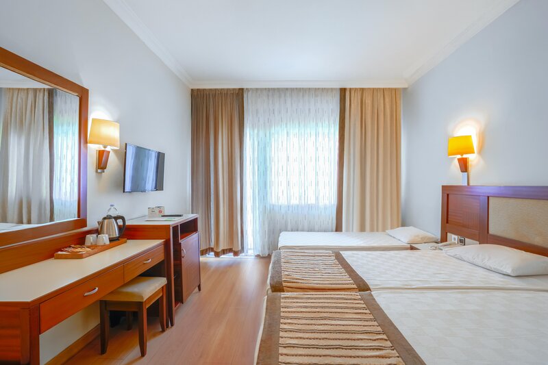 Süral Hotel 18