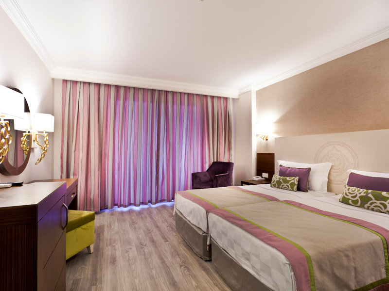 Side Alegria Hotel & Spa 45