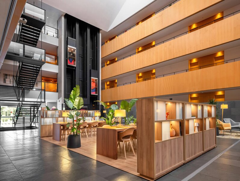 Tryp Barcelona Aeropuerto 10