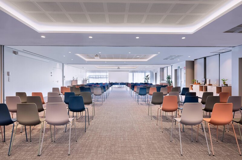 Tryp Barcelona Aeropuerto 17