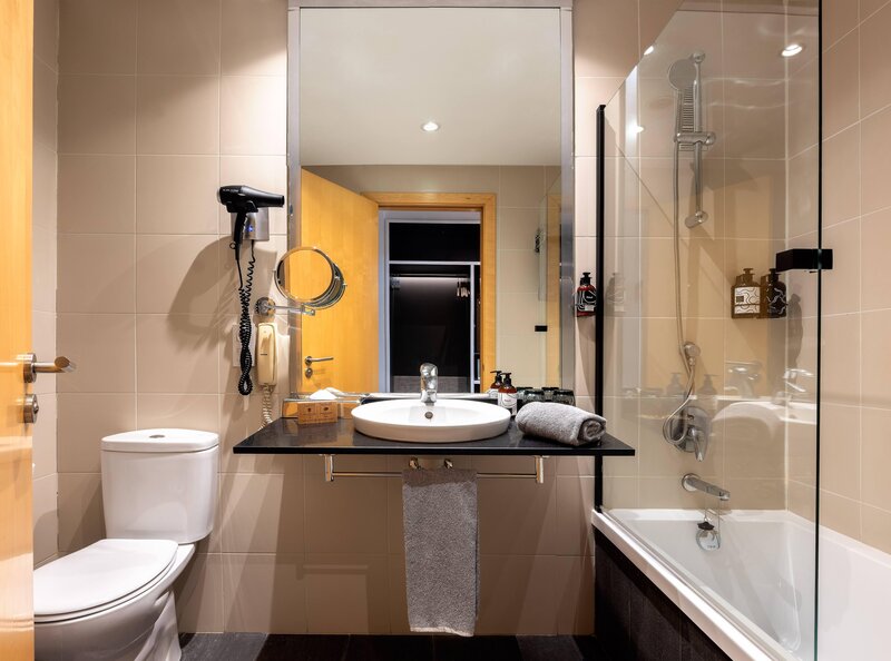 Tryp Barcelona Aeropuerto 34