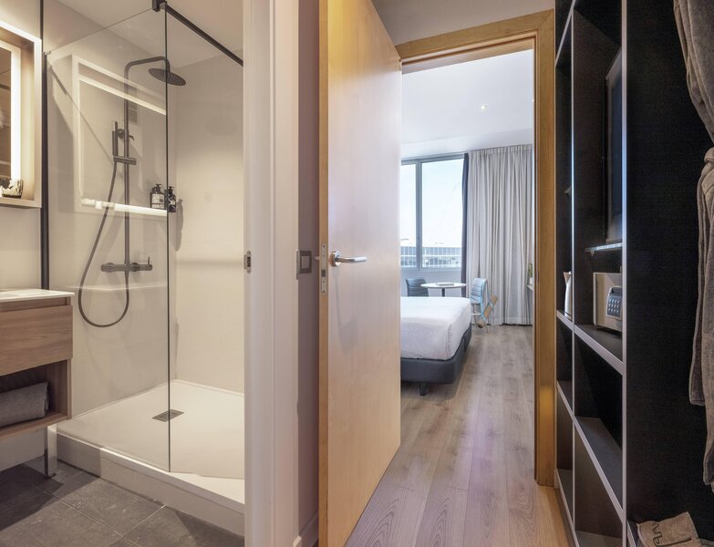 Tryp Barcelona Aeropuerto 37
