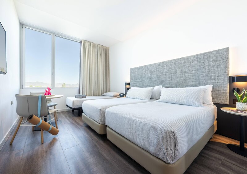 Tryp Barcelona Aeropuerto 39