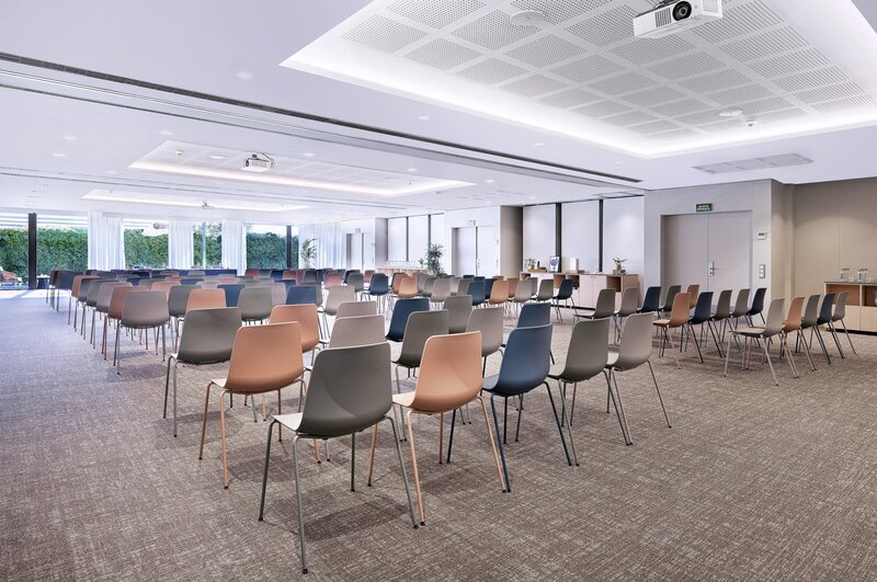 Tryp Barcelona Aeropuerto 54