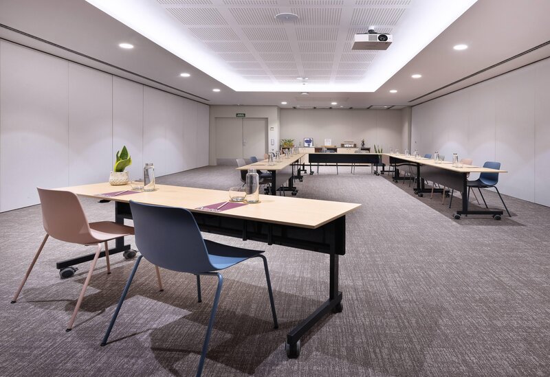 Tryp Barcelona Aeropuerto 56