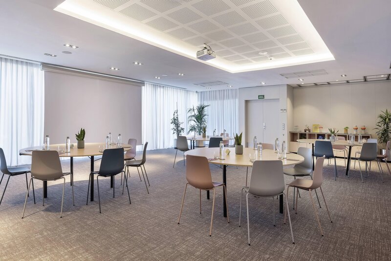 Tryp Barcelona Aeropuerto 58