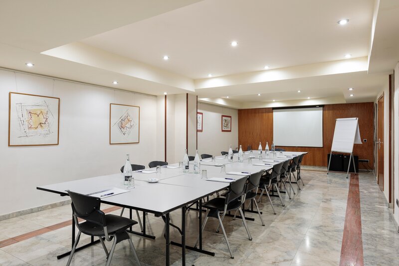 Aranea Barcelona 64 - Conference Room