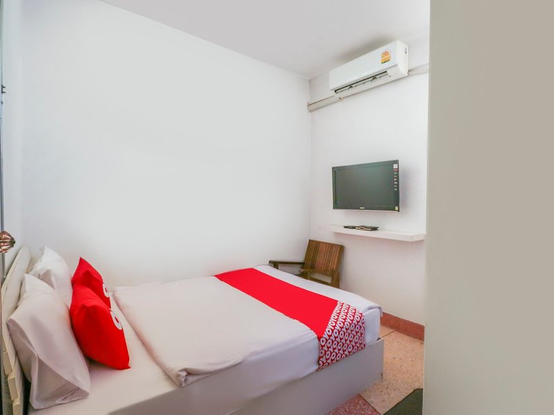 Bangkok Hub Hostel by OYO 13