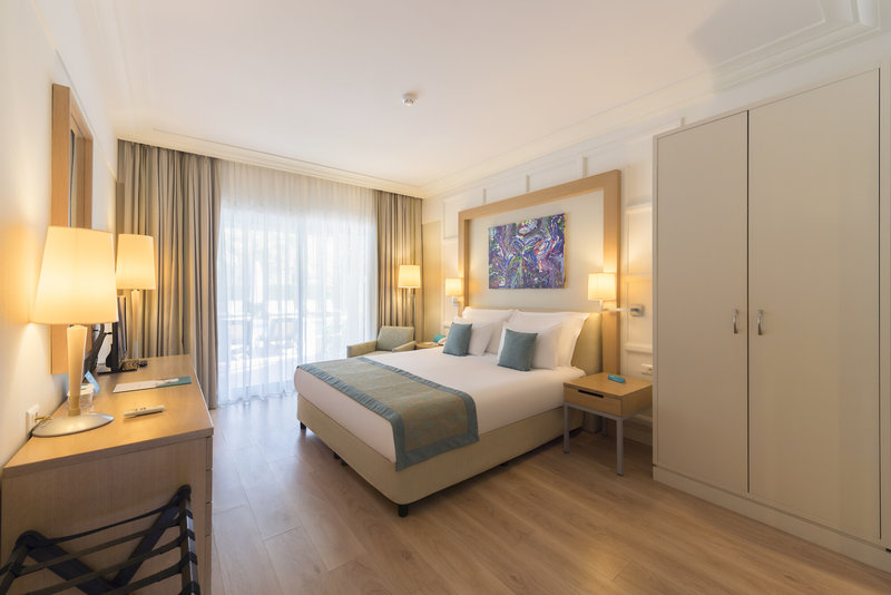 Turquoise Hotel 6
