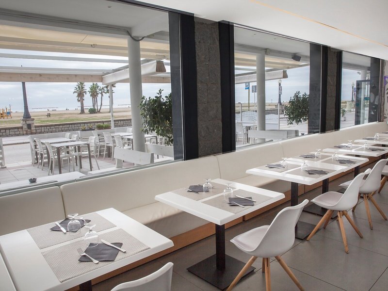 Hotel Brisamar Suites 13