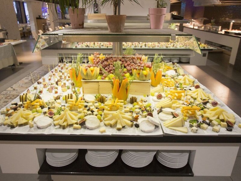 Hotel Brisamar Suites 16