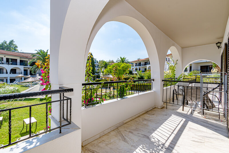 Chrousso Village Hotel 13