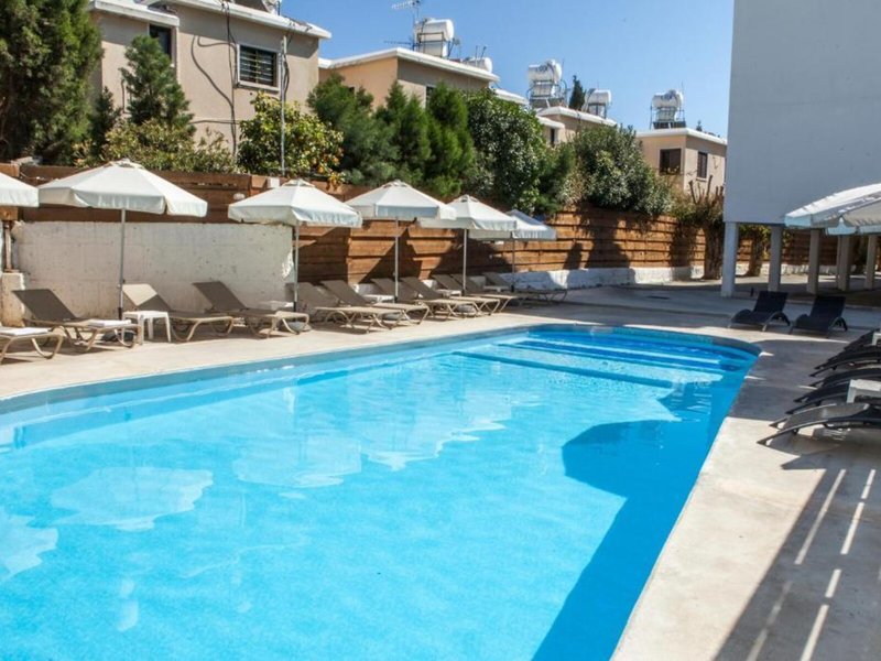 Alecos Hotel Apartments 10