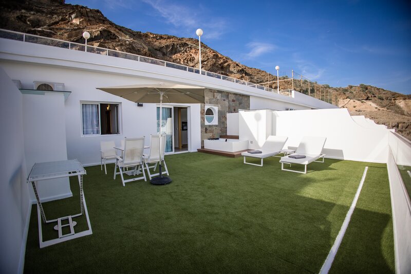 Servatur Terrazamar & Sunsuite 82