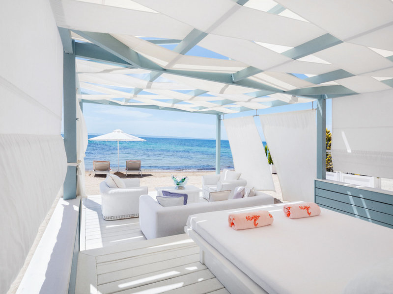 Danai Beach Resort & Villas 20