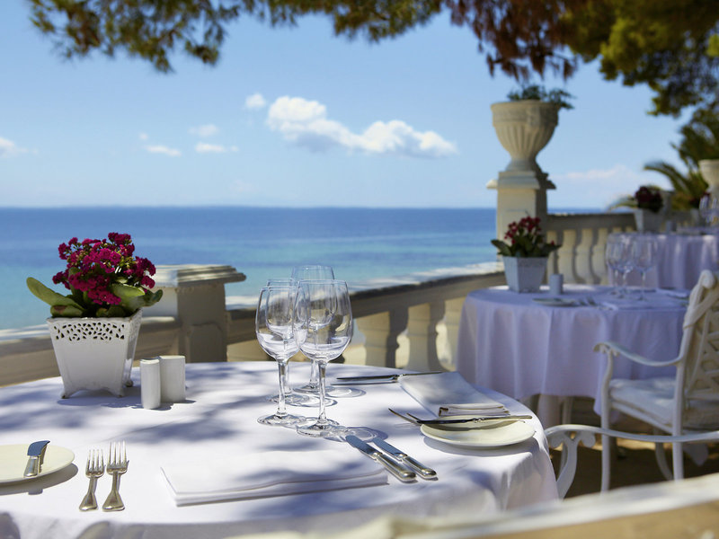 Danai Beach Resort & Villas 23