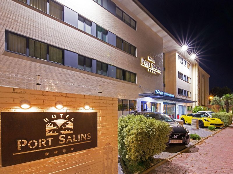 Port Salins 2 - Exterior