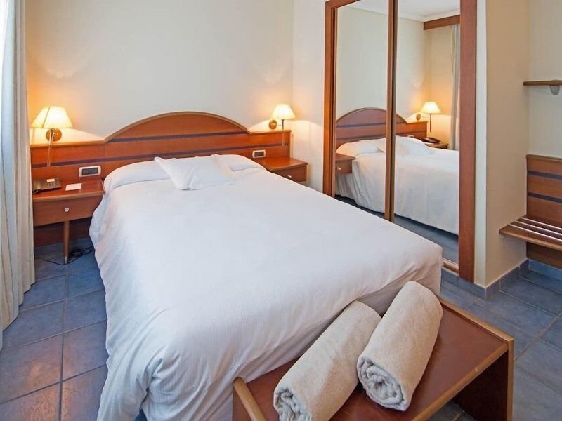 Port Salins 42 - Room Example