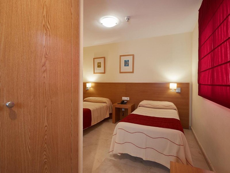 Milords Suites 22 - Room Example