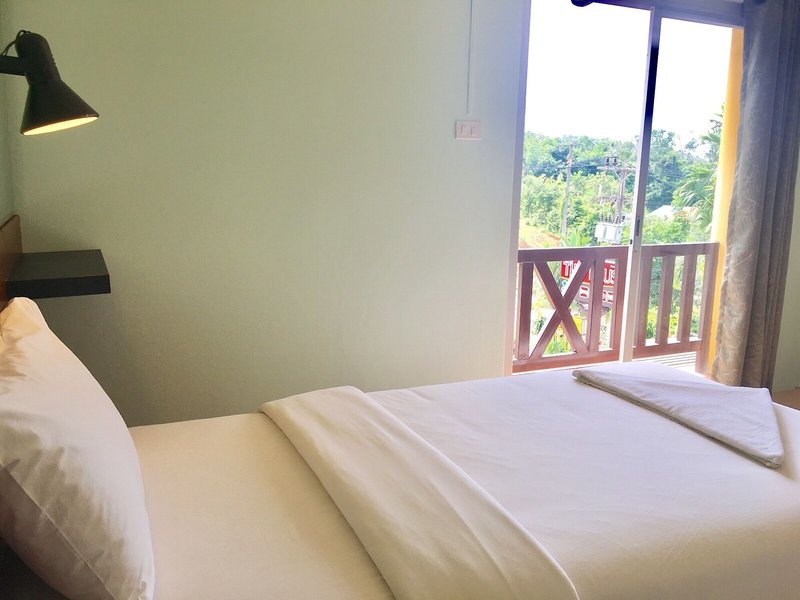 Lanta Thip House 14