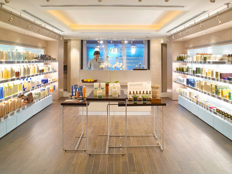 The Palms Hotel & Spa 32