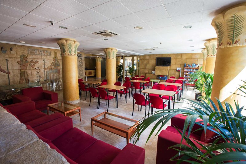 Cleopatra 6 - Restaurant