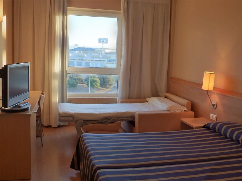Flag Hotel Valencia-Florazar 28 - Room Example