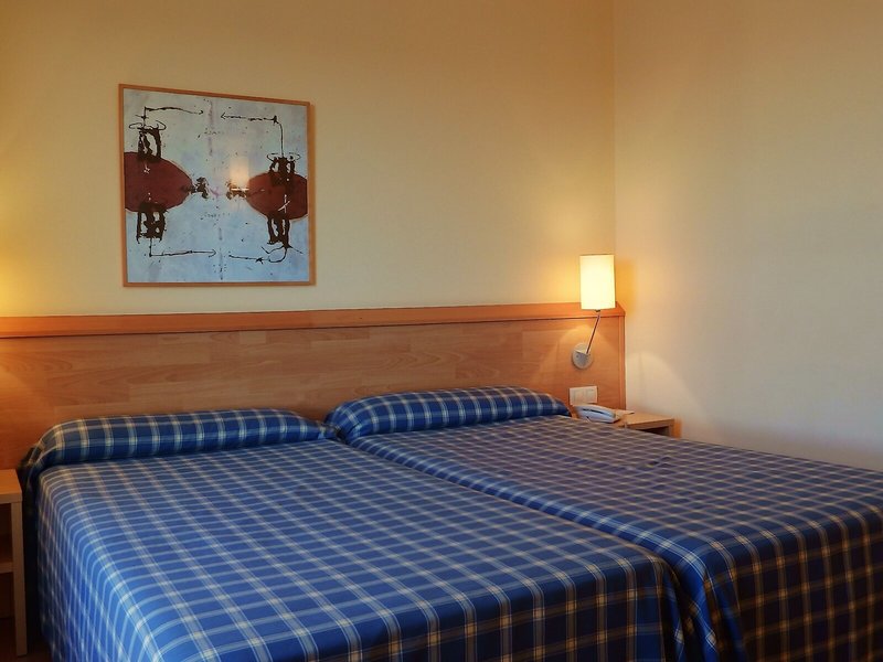Flag Hotel Valencia-Florazar 40 - Room Example