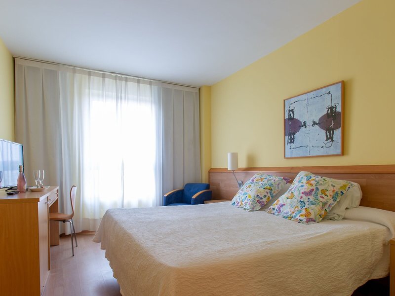 Flag Hotel Valencia-Florazar 46 - Room Example