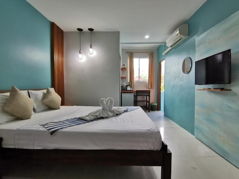 Kamala Beach Residence 11