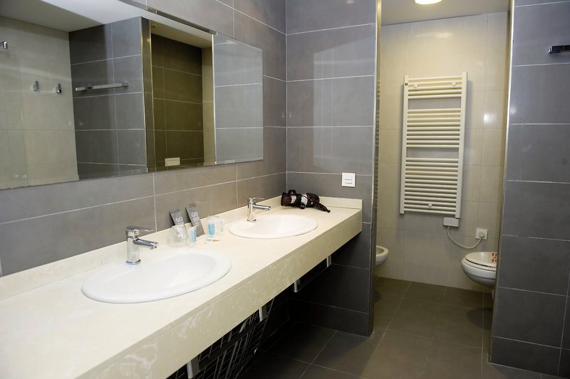 Aparthotel Portodrach 8