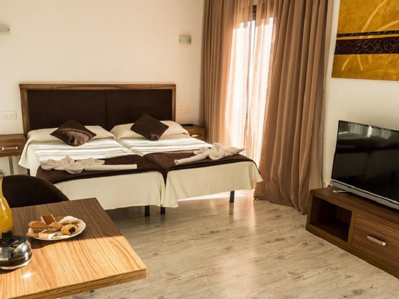 Aparthotel Porto Drach 17