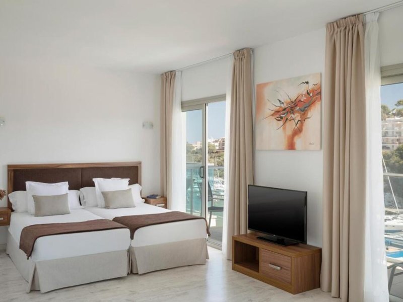 Aparthotel Portodrach 18