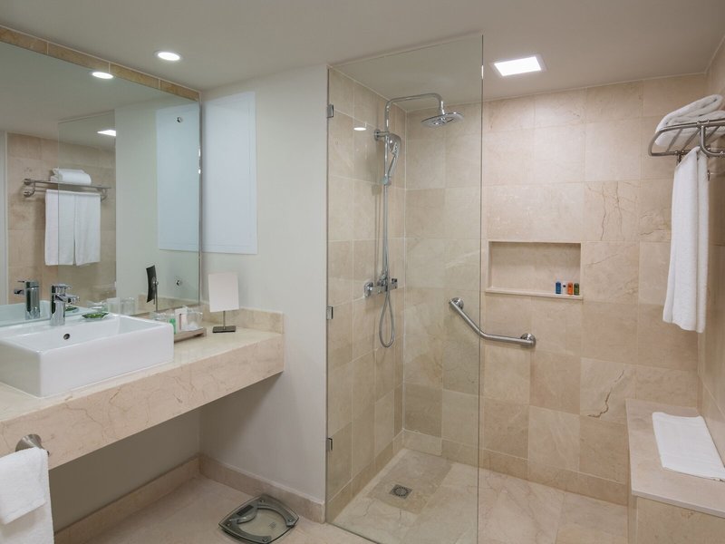 Radisson Hotel Santo Domingo 39 - Bathroom Example