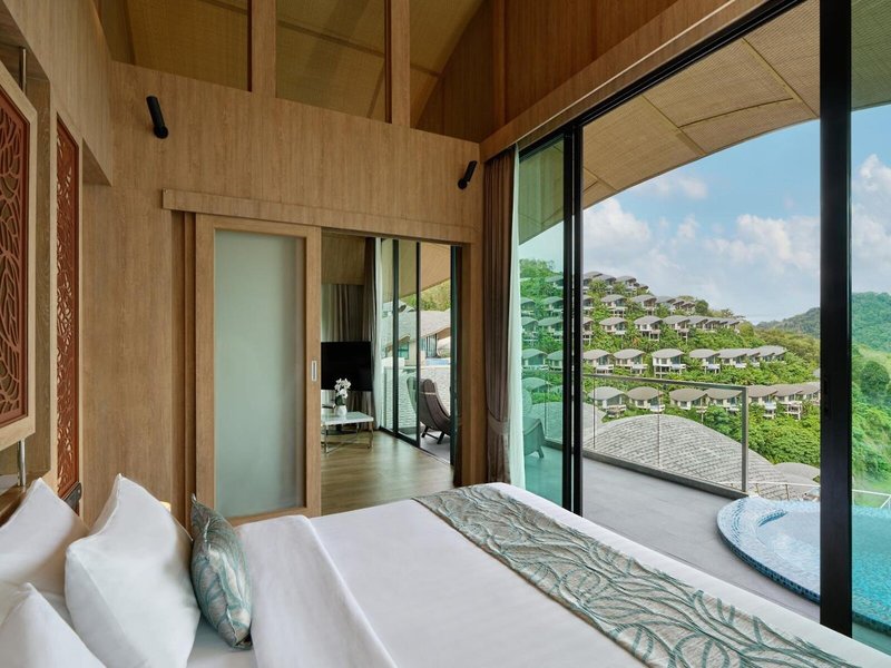 Patong Bay Hill Resort & Spa 3