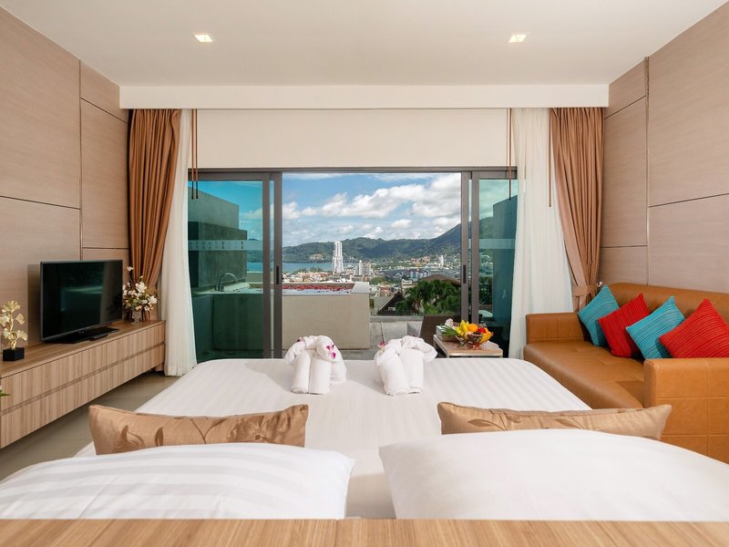 Patong Bay Hill Resort & Spa 42