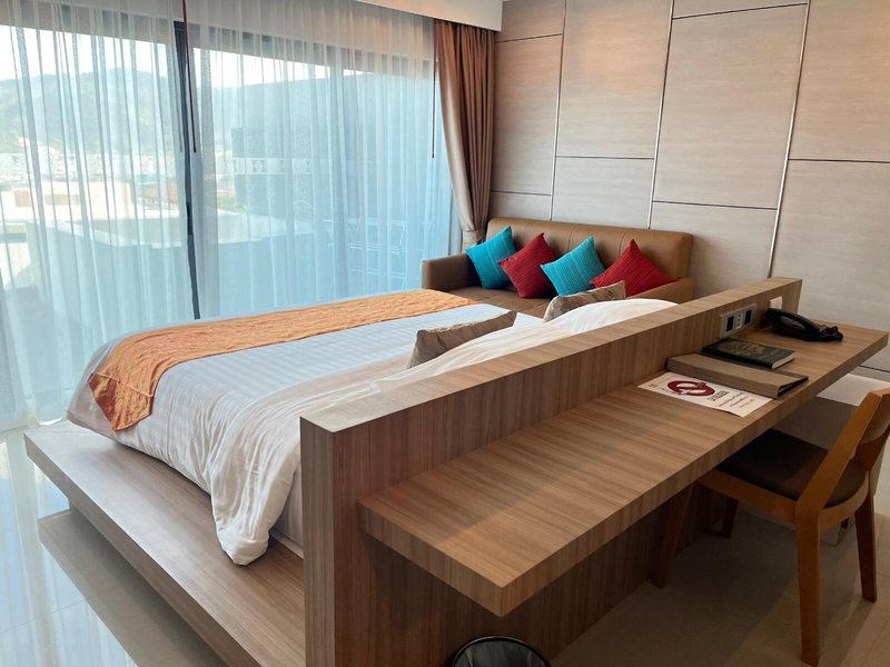 Patong Bay Hill Resort & Spa 49