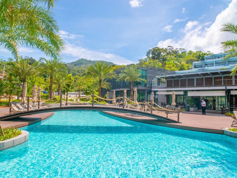 Patong Bay Hill Resort & Spa 7