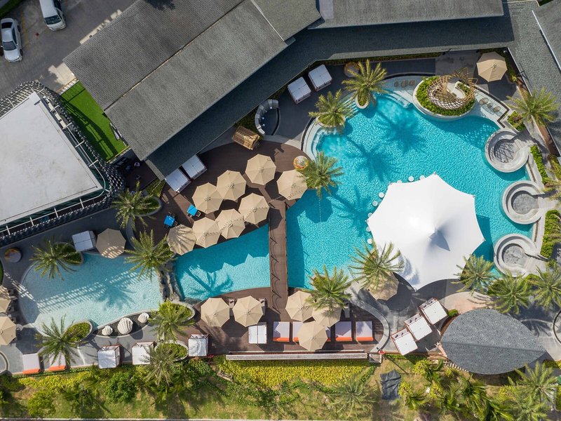 Patong Bay Hill Resort & Spa 20