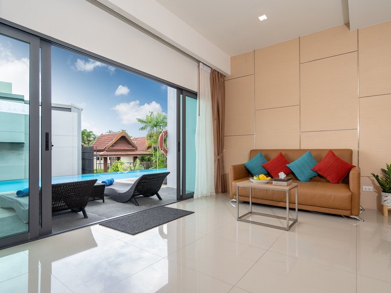 Patong Bay Hill Resort & Spa 25