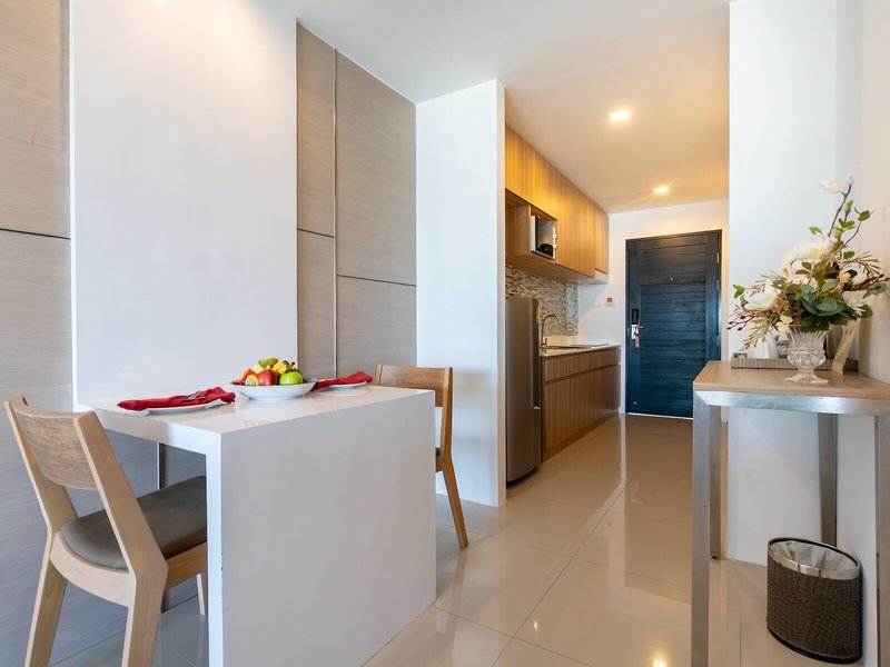 Patong Bay Hill Resort & Spa 28
