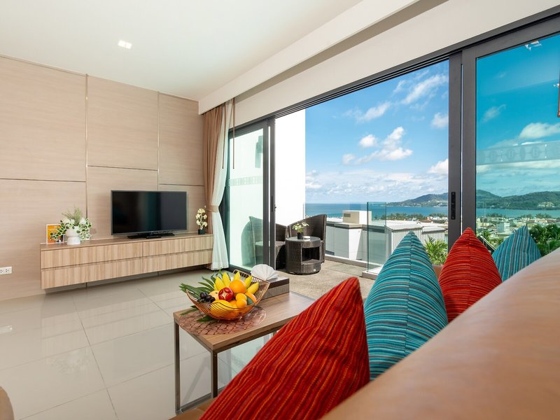 Patong Bay Hill Resort & Spa 37