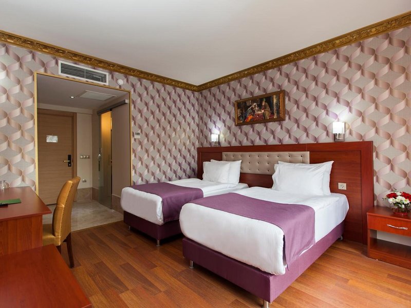 Alrazi Hotel 39