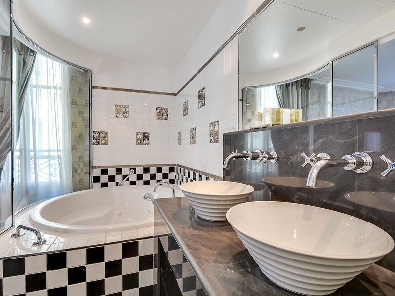 Lutece Port Royal Villa 29 - Bathroom Example