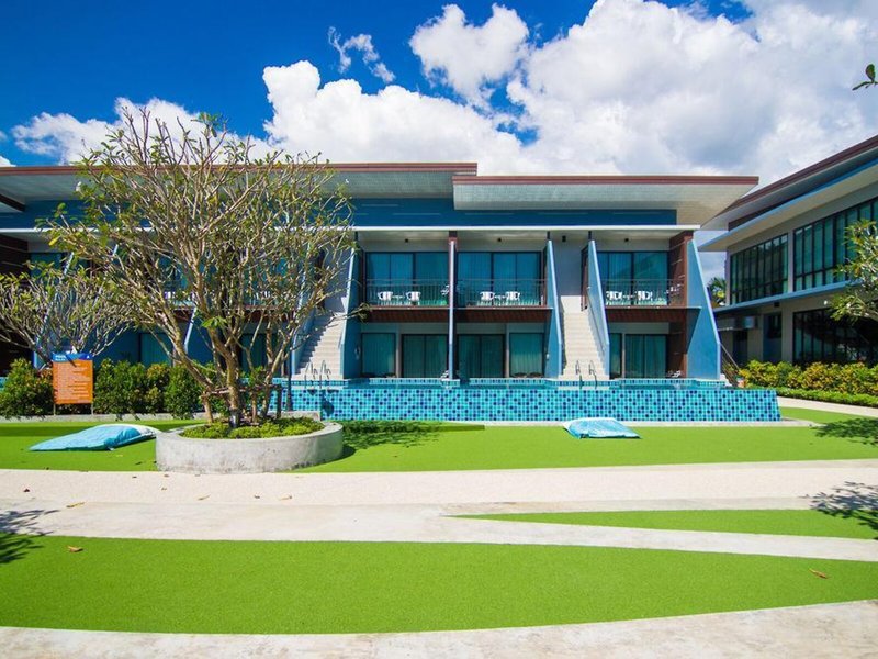 The Phu Beach Hotel 4