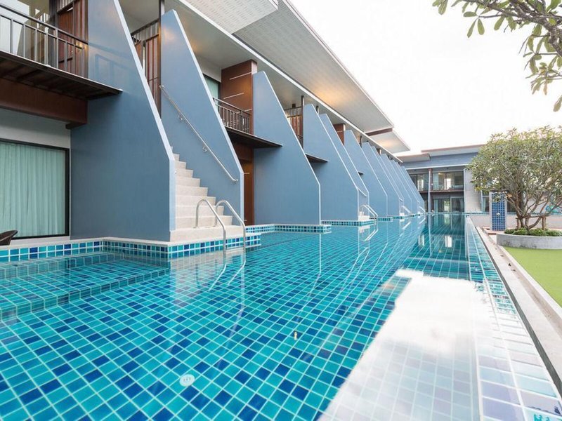 The Phu Beach Hotel 10