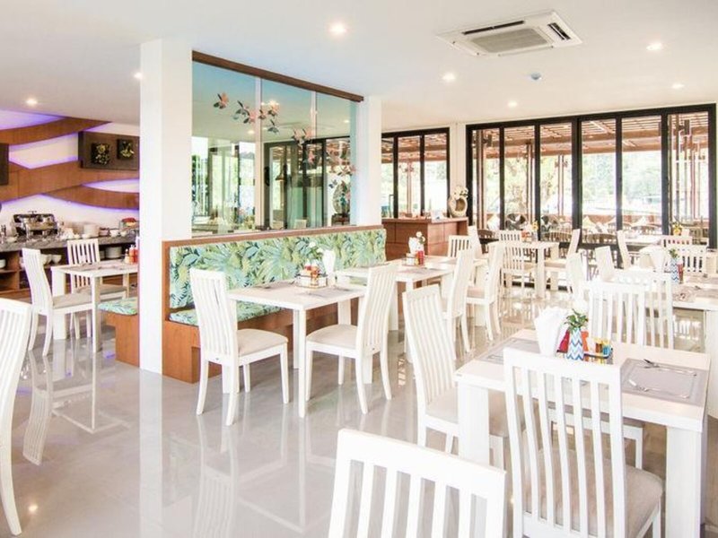 The Phu Beach Hotel 17